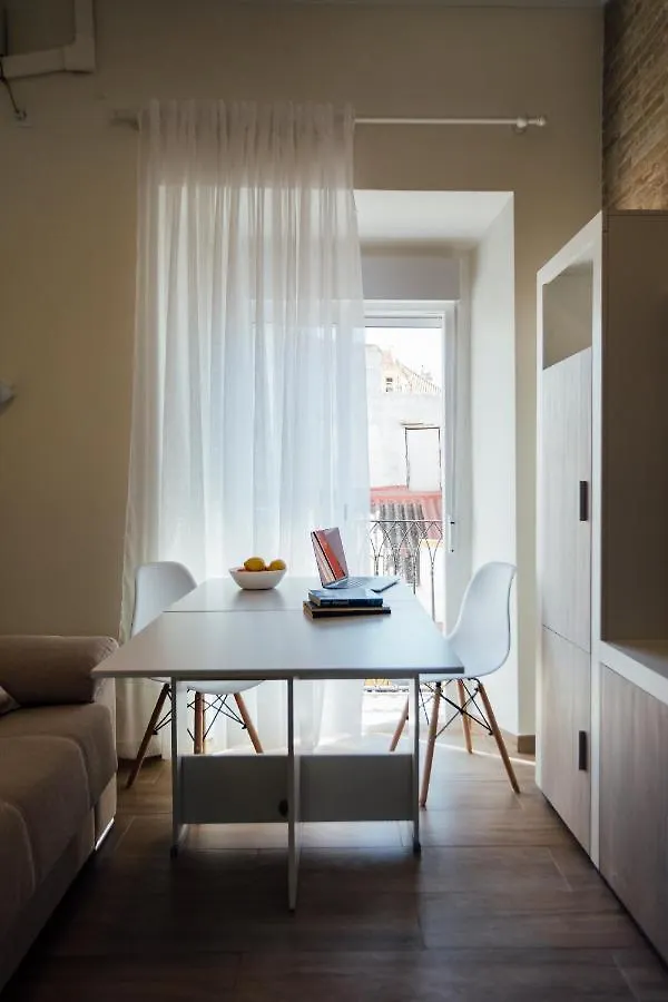 O&L San Luis Feel At Home In A Renovated Apartment Séville